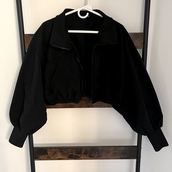 Zara Woman Crop Maxi Bomber JACKET Black - Picture 1 of 4